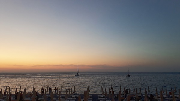scilla spiaggia tramonto
